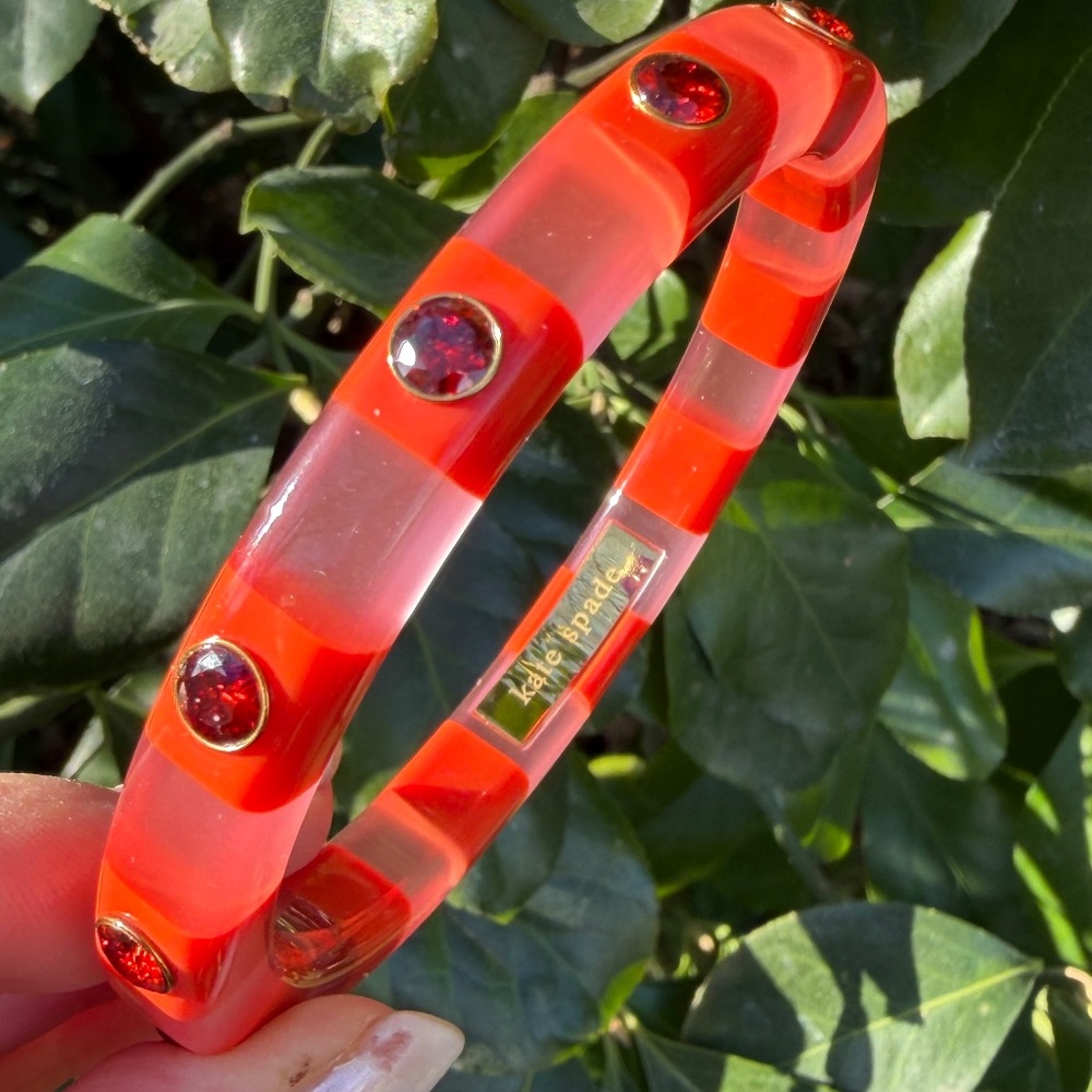 KATE SPADE NEW YORK CANDY STRIPE LUCITE BANGLE BRACELET VIVID RED RHINESTONES